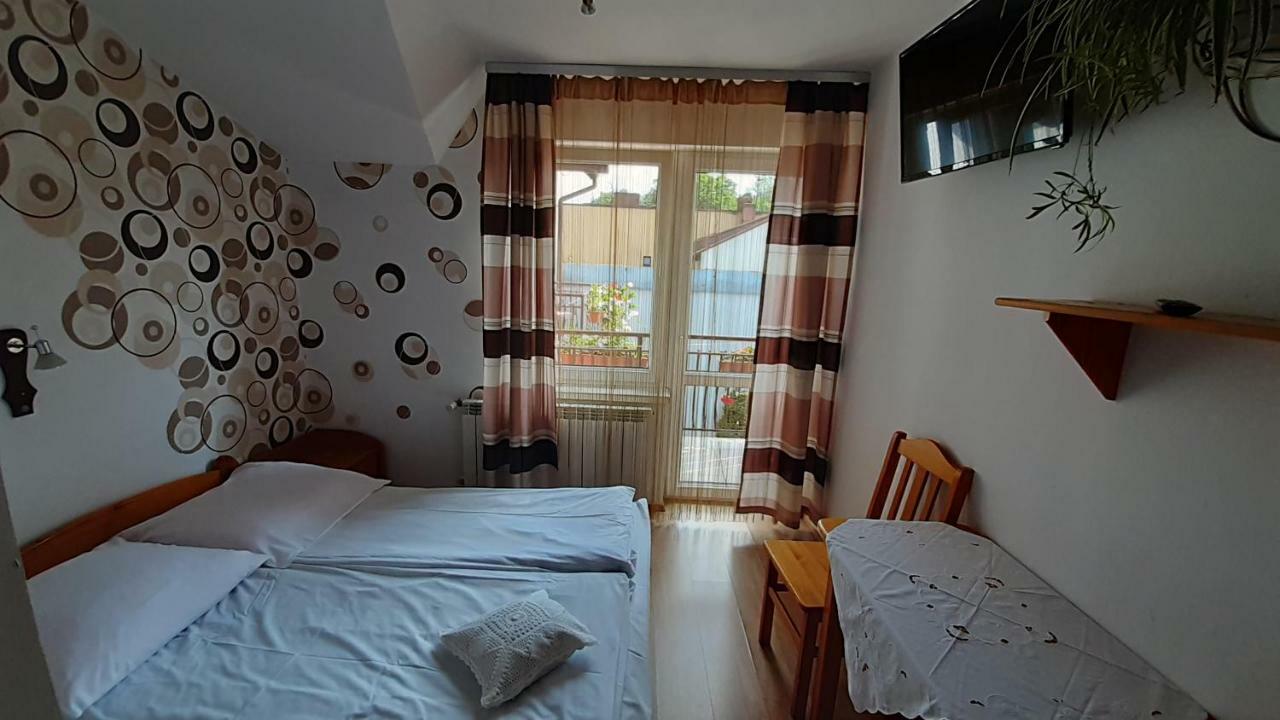 Pokoje Do Wynajecia U Lusi Krościenko Exteriör bild